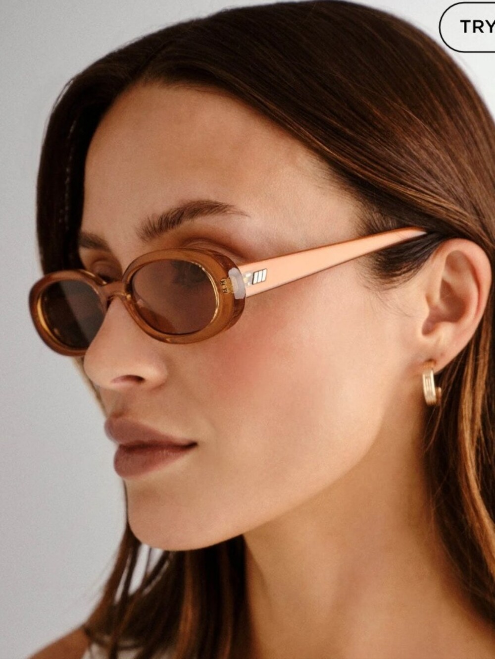 Le Specs Outta Love Brown Oval Women's Sunglasses - Like New - Picture 2 of 9